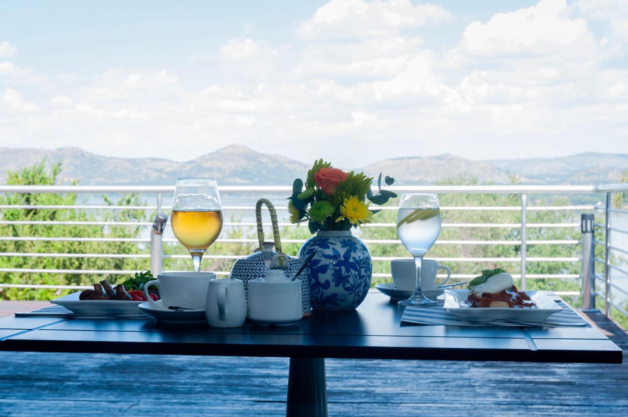 129Inharties Lodge And Spa Hartbeespoort Εξωτερικό φωτογραφία